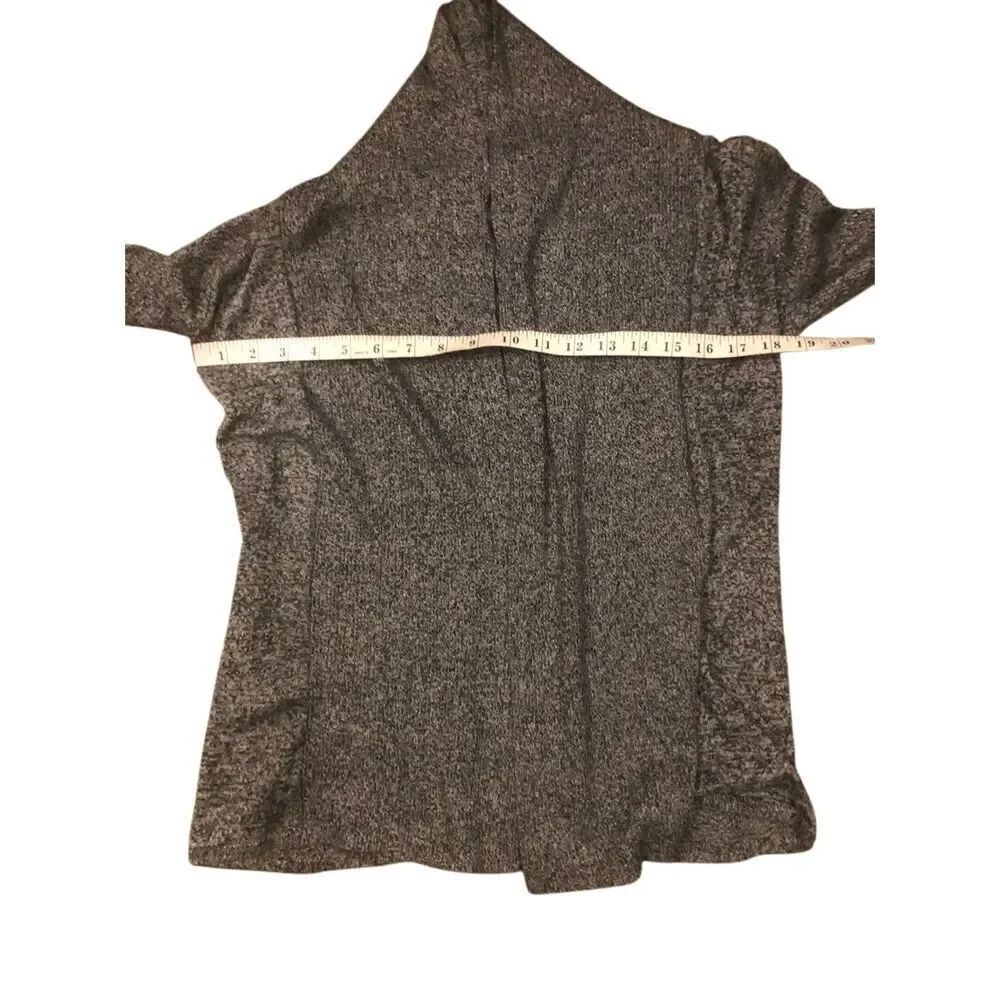 Apt 9 Cozychic Lite open-front cardigan features a distinct heathered gray textu